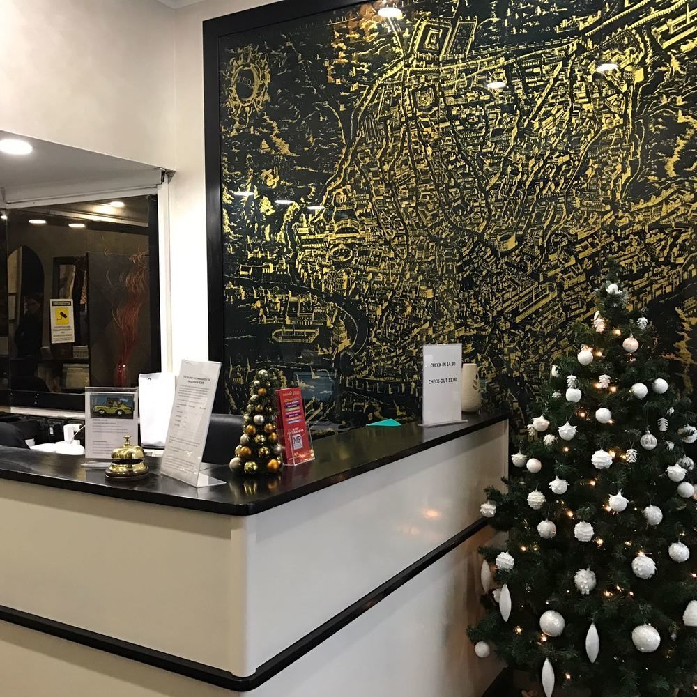 Hotel Pyramid Рим Екстериор снимка